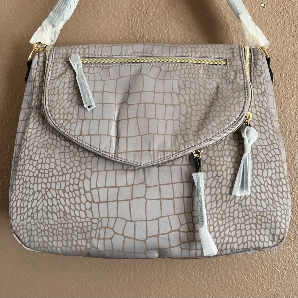 Stella & Dot Lady Boss Elegant Crocodile Pattern Gray Handbag NWOT